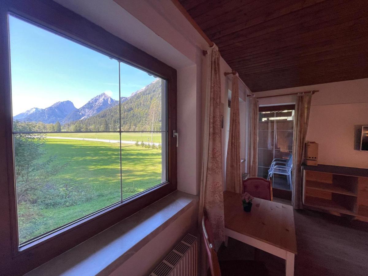 Garni Baerenwirt Bed and Breakfast Leutasch Eksteriør billede
