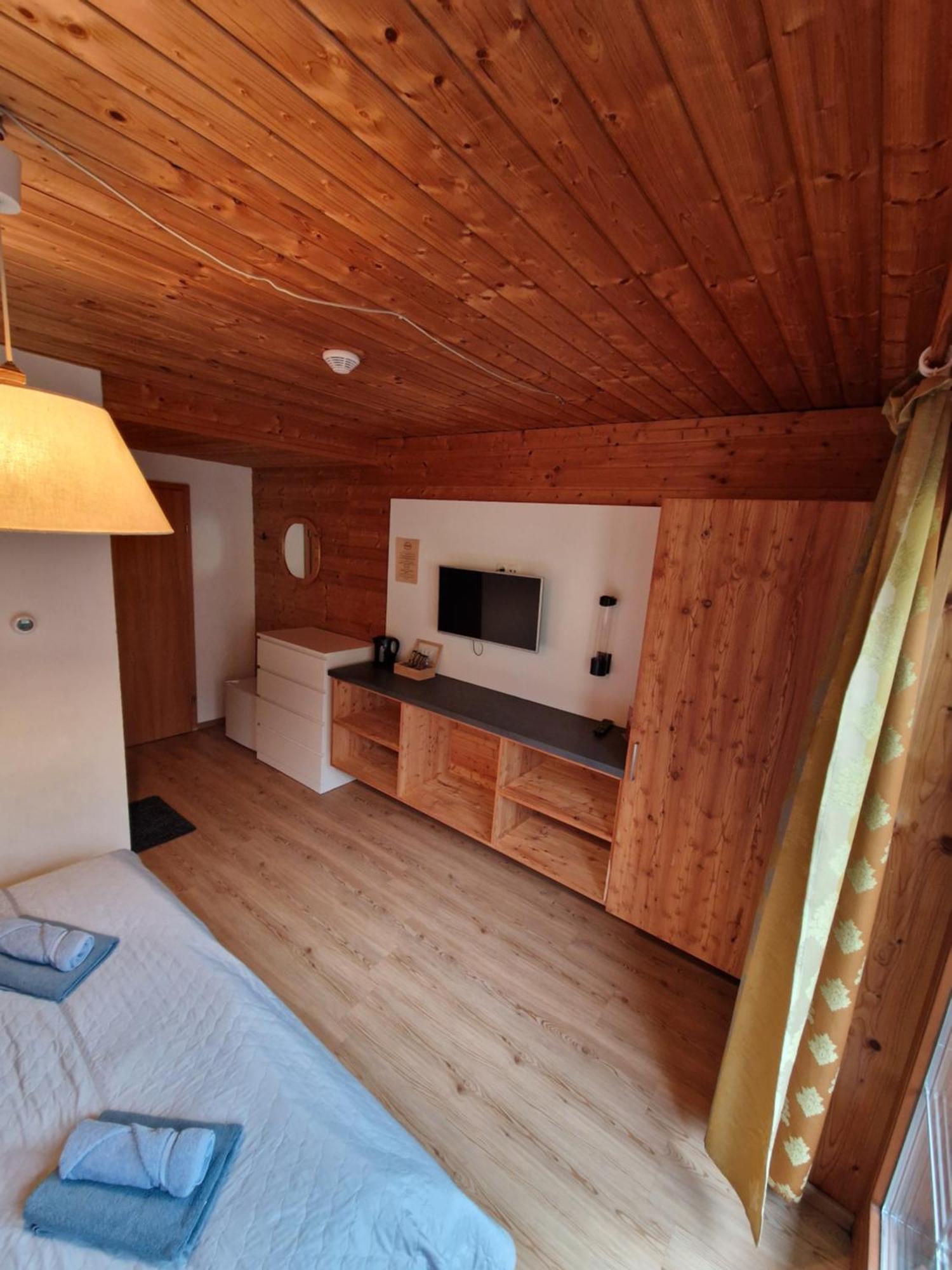 Garni Baerenwirt Bed and Breakfast Leutasch Eksteriør billede
